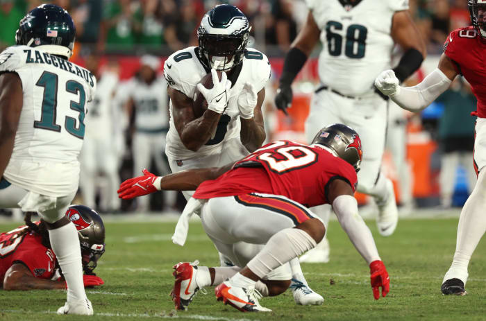 Philadelphia Eagles running back D’Andre Swift runs with the ball against the Tampa Bay Buccaneers.